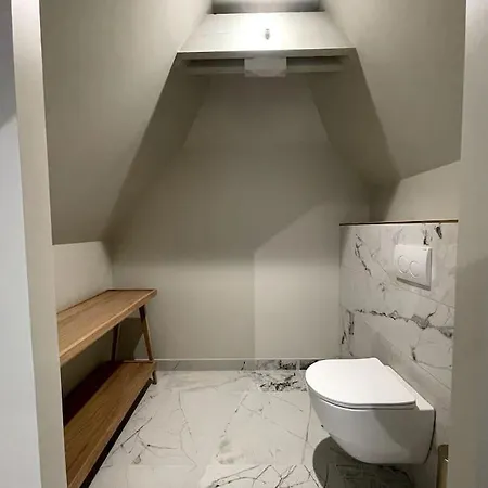 Beau Duplex Proche De La